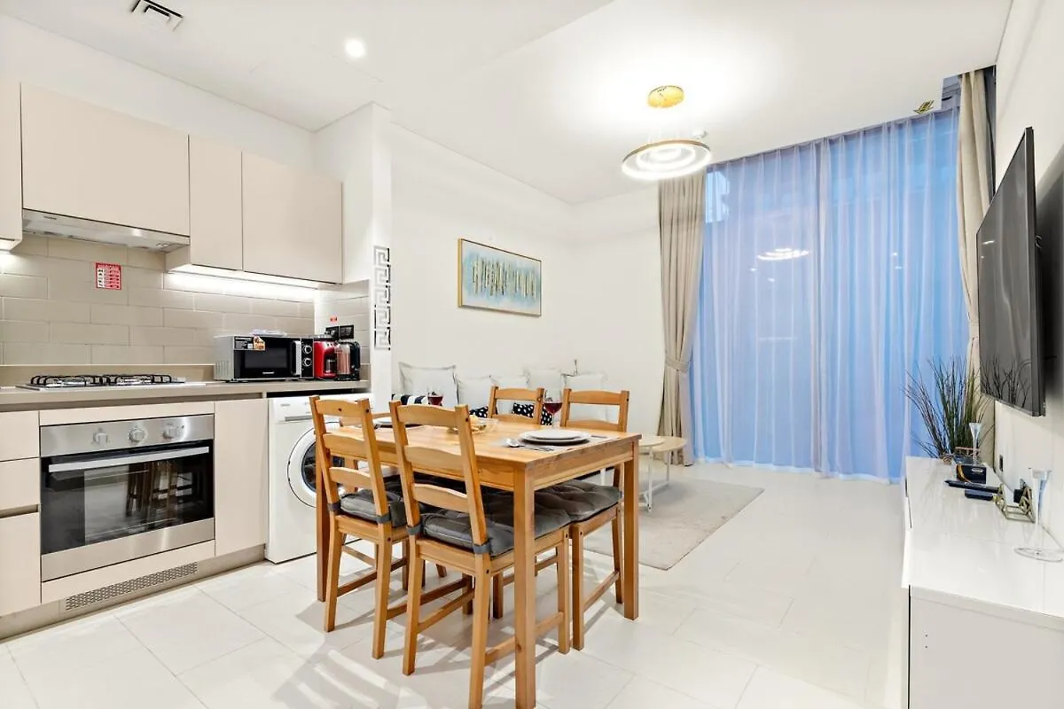 First Class 1Br Lavish Living In Sobha Creek Dubai Apartment