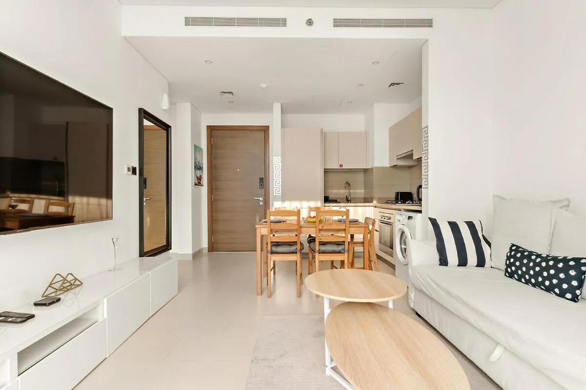 Apartment First Class 1Br Lavish Living In Sobha Creek Dubai United Arab Emirates