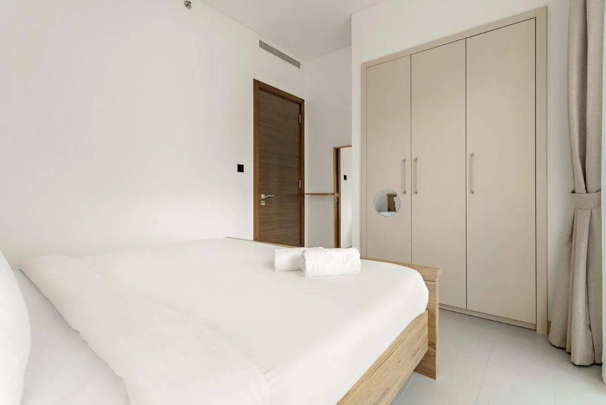 First Class 1Br Lavish Living In Sobha Creek Dubaï Appartement