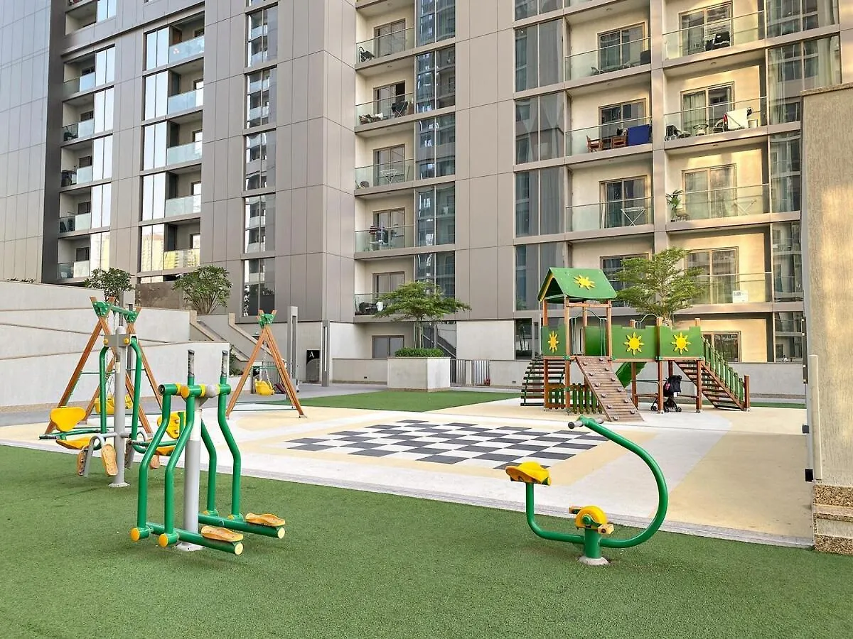 First Class 1Br Lavish Living In Sobha Creek Dubaï