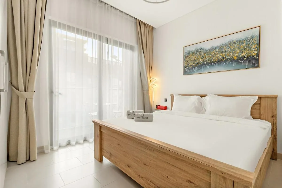 First Class 1Br Lavish Living In Sobha Creek Dubaï